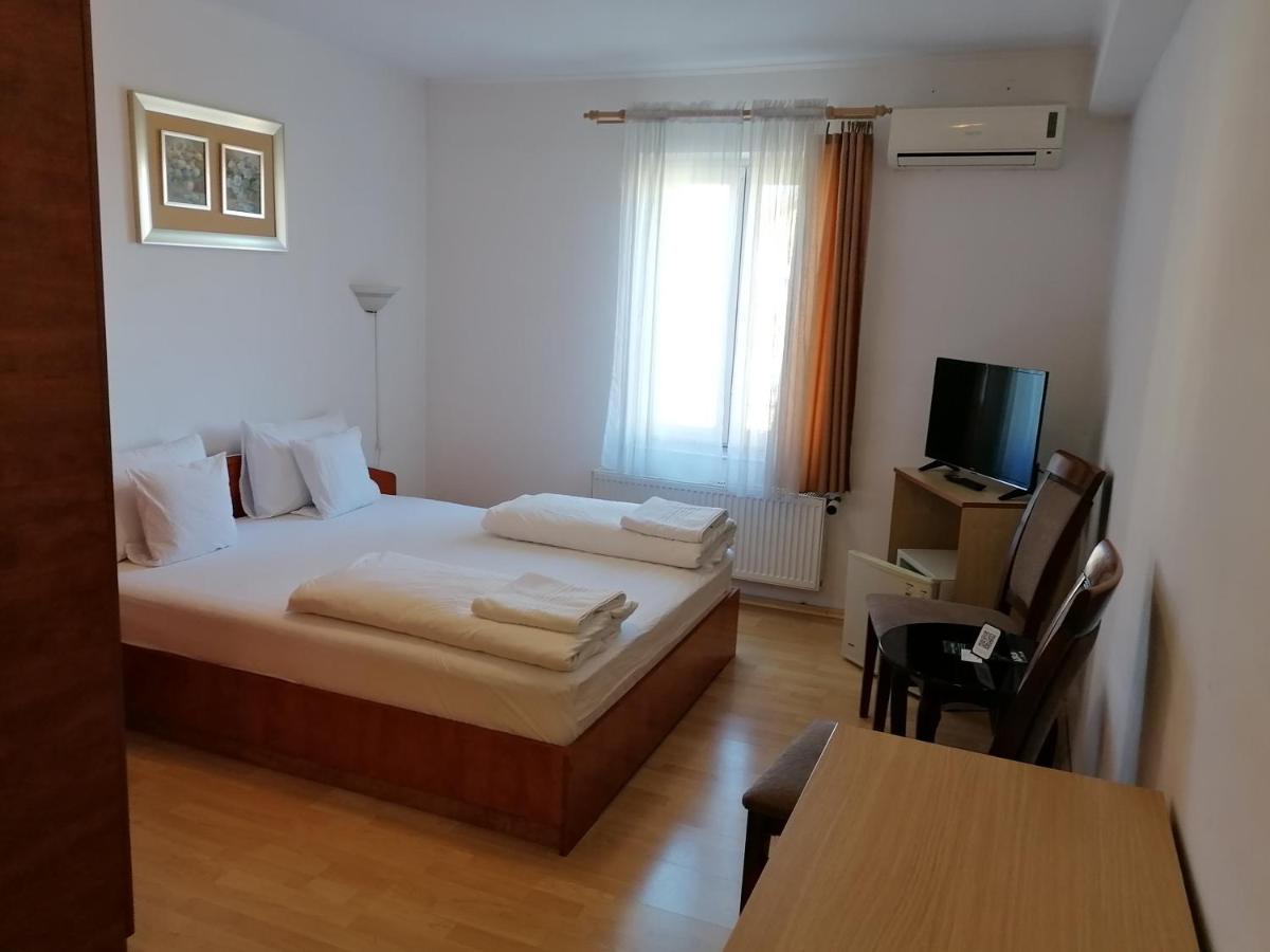 Casa La Fayette Hotell Timişoara Eksteriør bilde